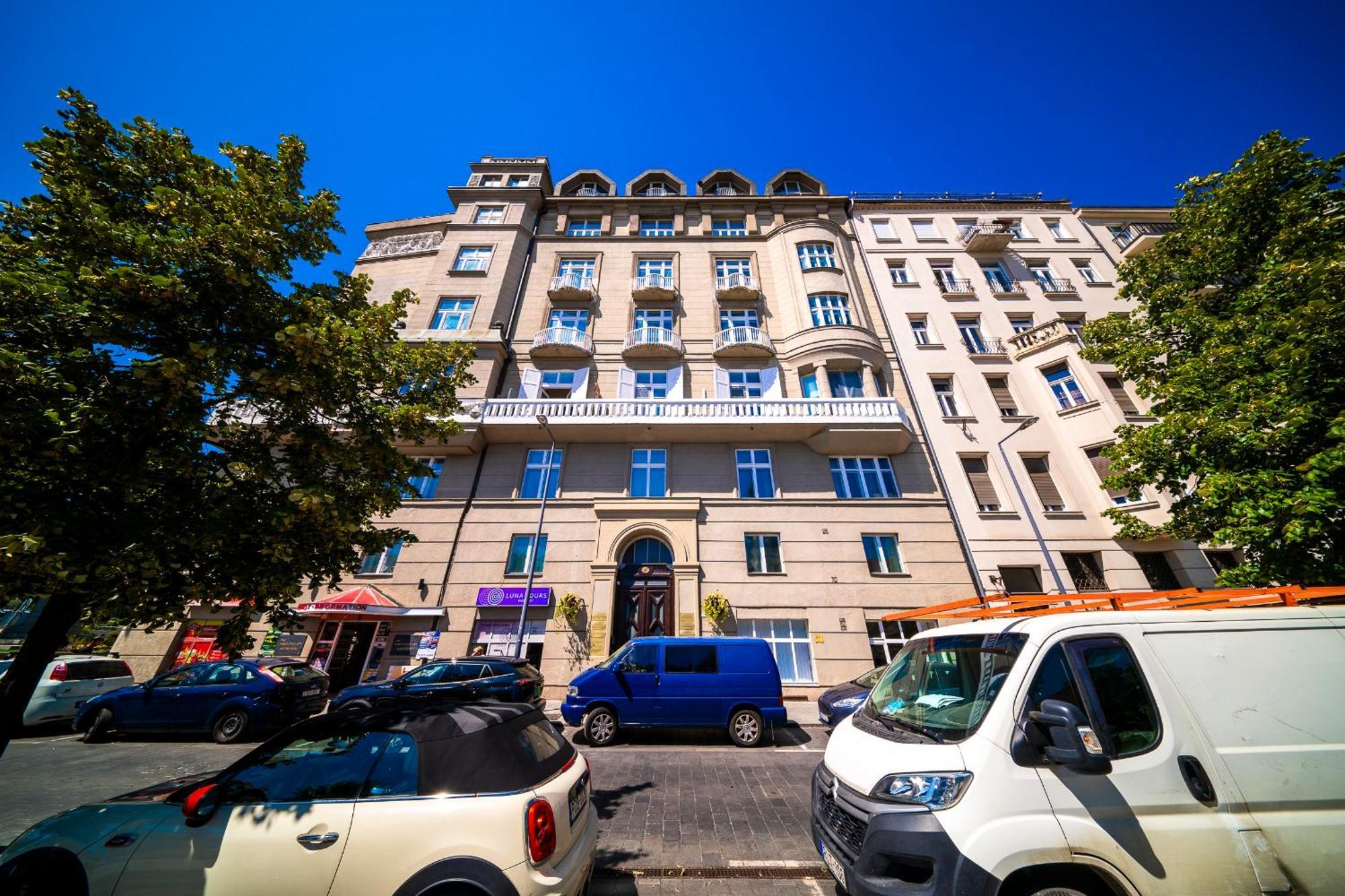 Budapest Riverfront Suite Bagian luar foto