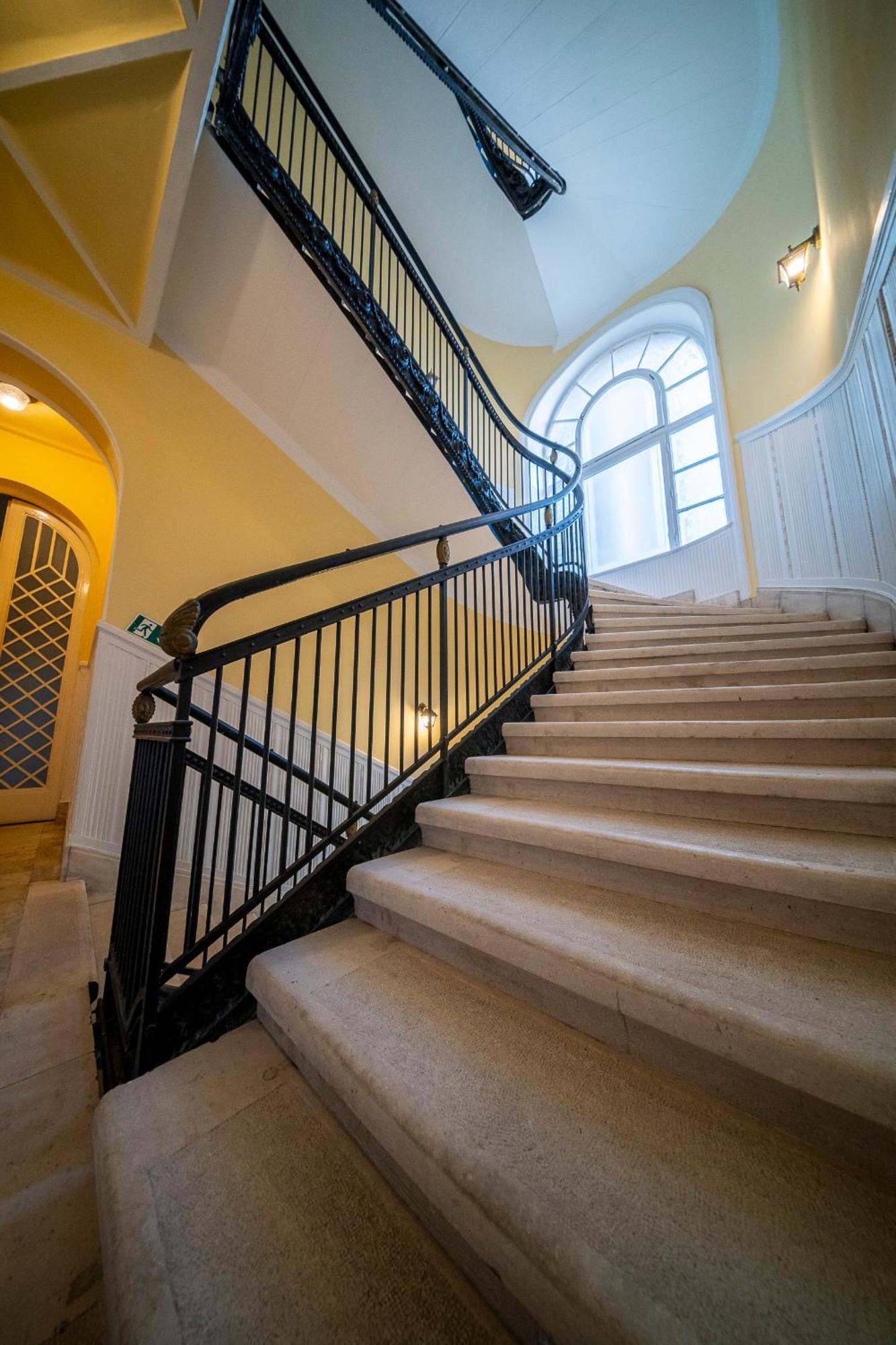 Budapest Riverfront Suite Bagian luar foto